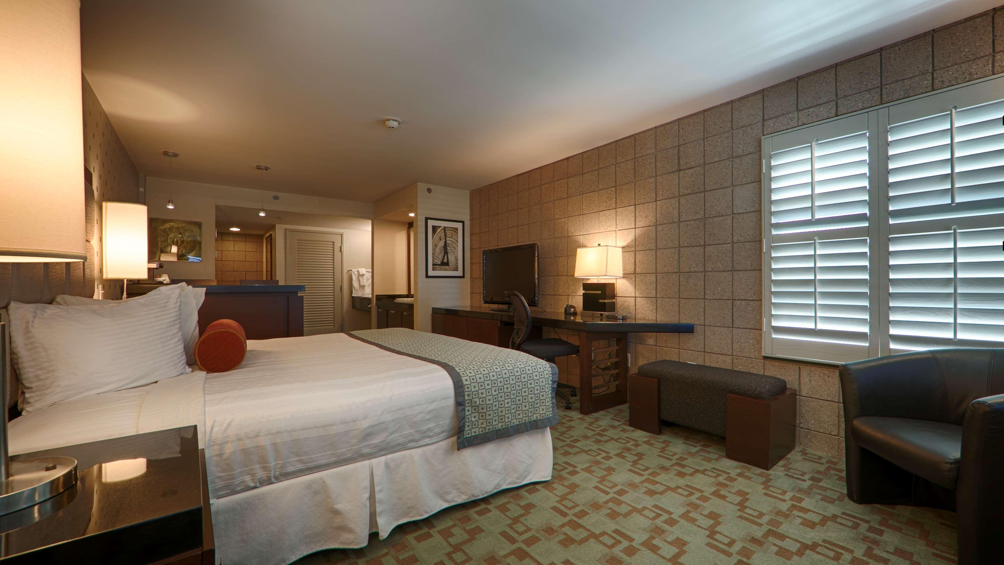 Best Western Plus Sundial Скотсдейл Екстериор снимка